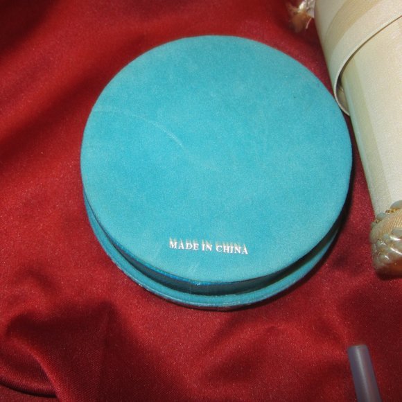 DECORATIVE BOXES, ONE BLUE FAUX LEATHER, ONE CREAM CLOTH & RIBBONS - Picture 4 of 7